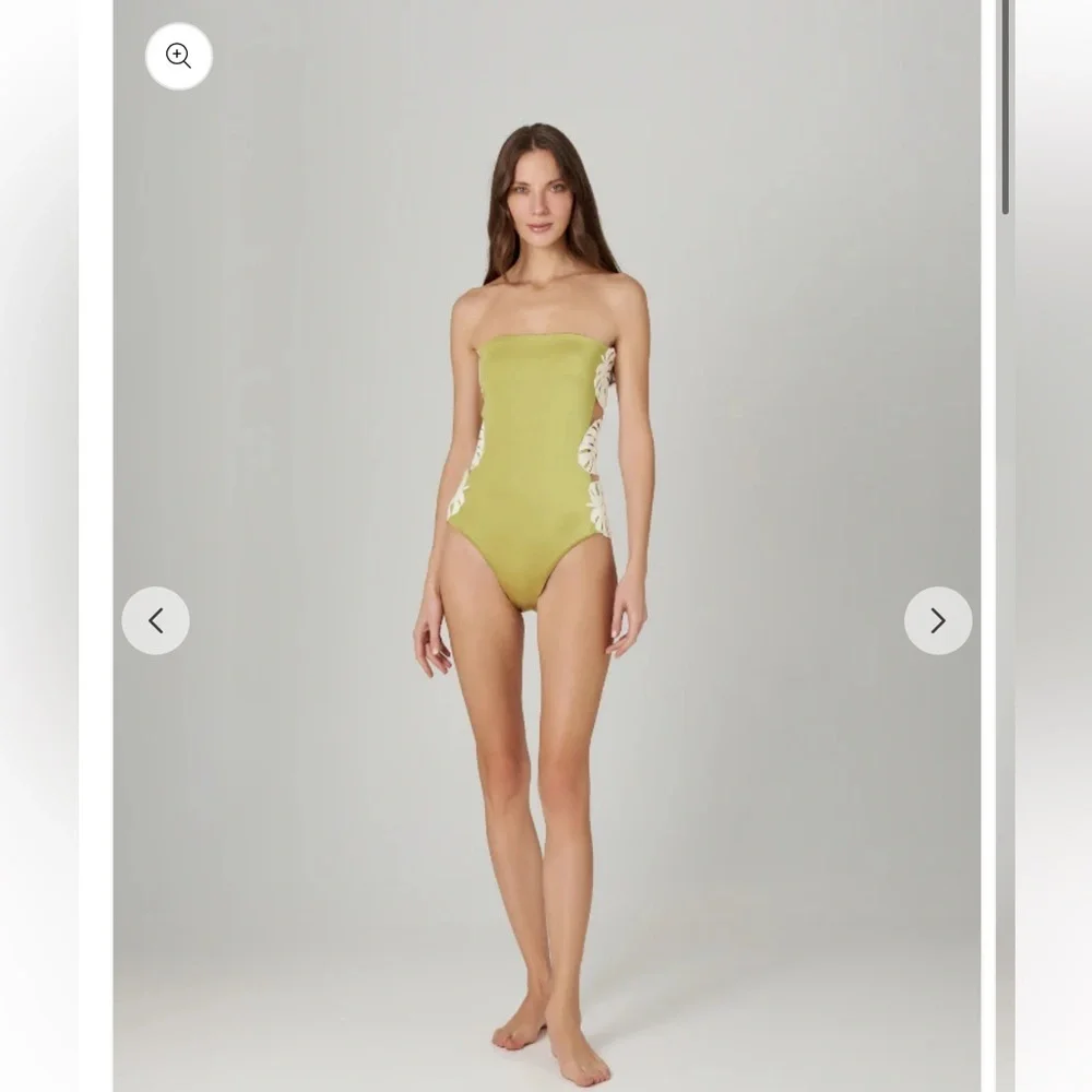 NWOT Bahia Maria Green Strapless Swimsuit with‎ White Accents